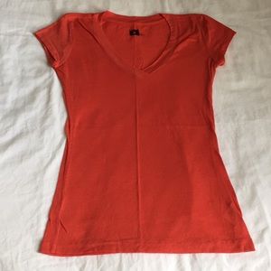 UO Coral V-Neck Tee